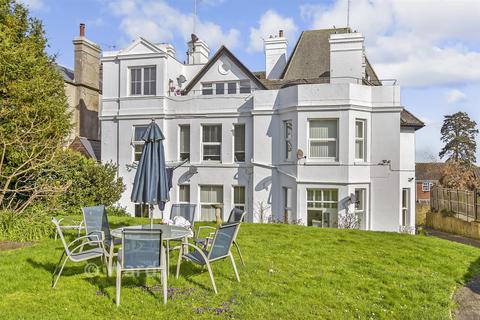 2 bedroom flat for sale, Walmer Castle Road, Walmer, Deal, Kent