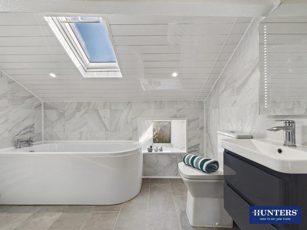 Master En-Suite