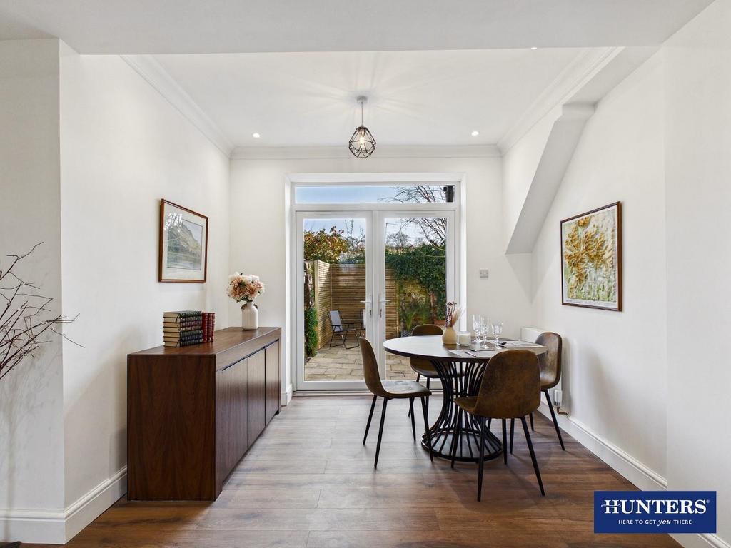 Living &amp; Dining Room