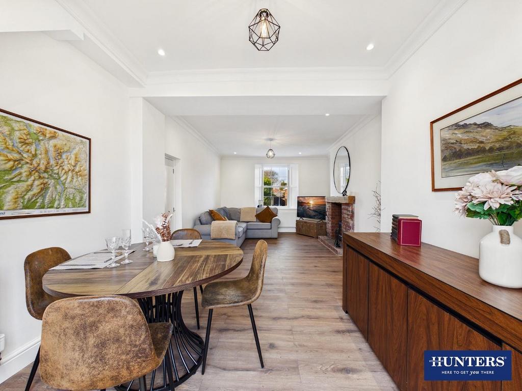 Living &amp; Dining Room