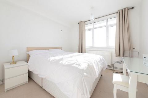 2 bedroom flat to rent, Notting Hill Gate, London W11