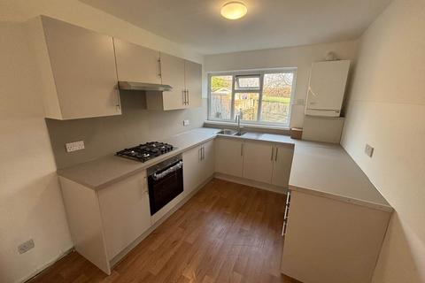 3 bedroom house to rent, Oval Road North, Dagenham, Essex