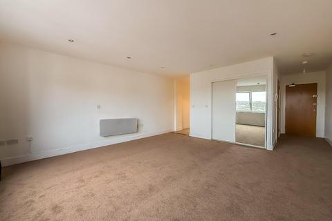 undefined, Ferry Court, Cardiff CF11