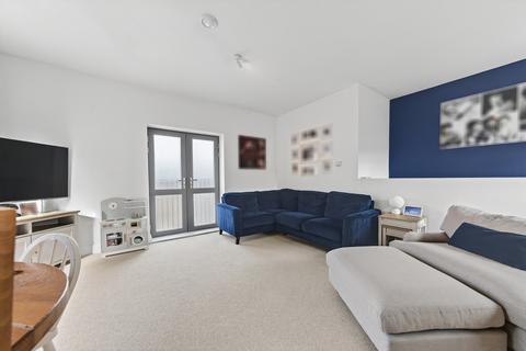 2 bedroom apartment for sale, Clover Street, Northampton, NN5