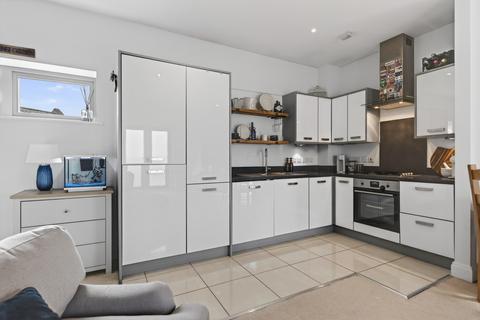 2 bedroom apartment for sale, Clover Street, Northampton, NN5