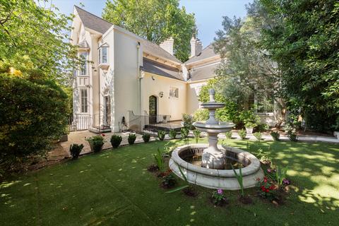 undefined, Park Village West, London, NW1