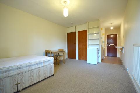 undefined, Mayflower House, Cambridge, CB4