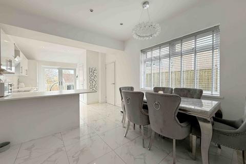 undefined, Brighton road, Gorseinon, SA4