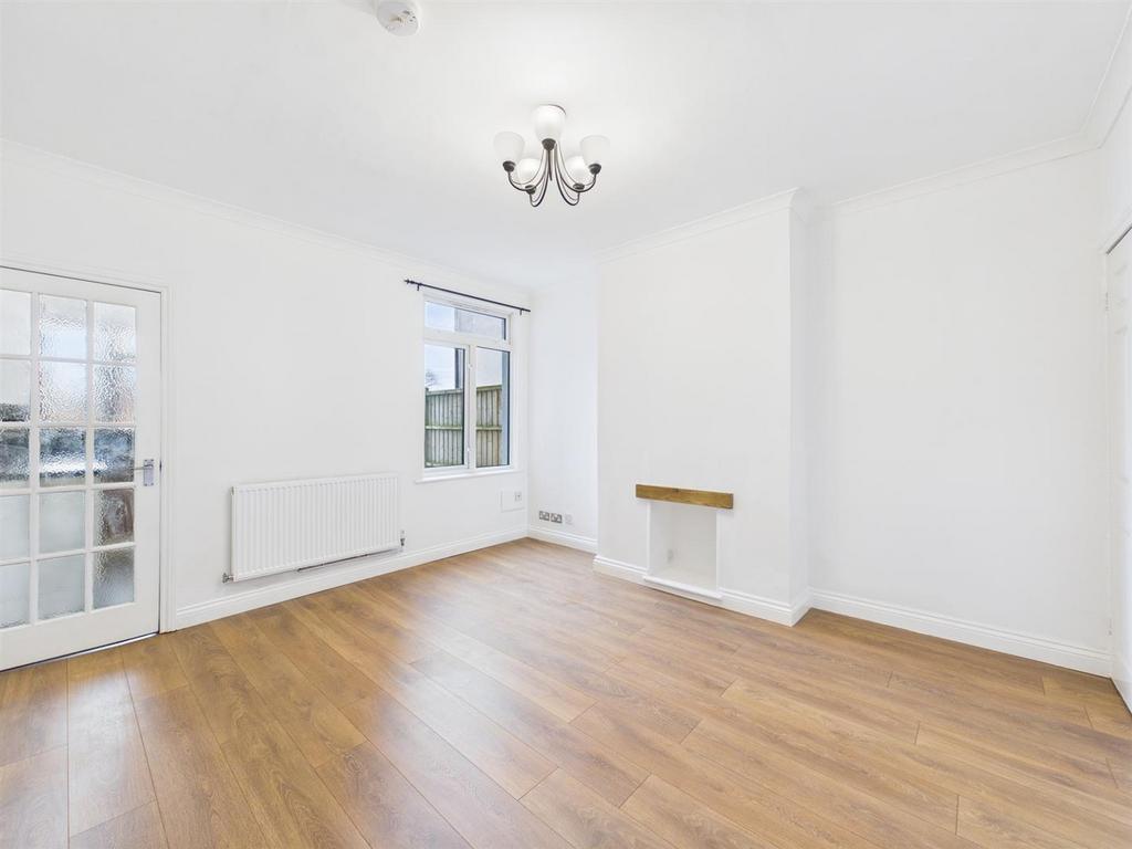 Dining Room.jpg