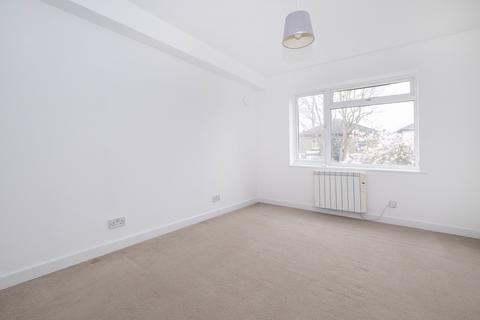 undefined, Denmark Avenue Wimbledon SW19