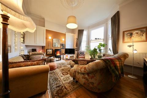 5 bedroom terraced house for sale, Westbourne Avenue, Princes Avenue, Hull