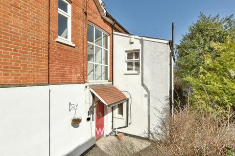 undefined, Avondale Flats, Caterham CR3