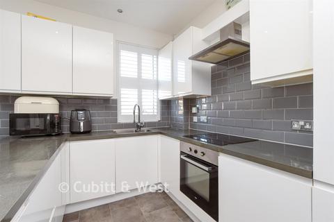 2 bedroom flat for sale, Avondale Flats, Caterham CR3