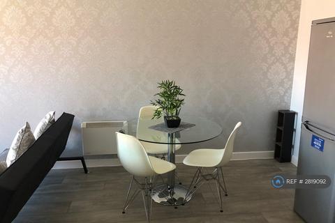 3 bedroom flat to rent, Delaney Building, Salford, M5