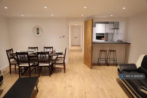 2 bedroom flat to rent, Manchester Road, London, E14