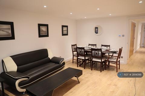 2 bedroom flat to rent, Manchester Road, London, E14