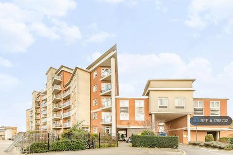 2 bedroom flat to rent, Stanley Road, Harrow, HA2