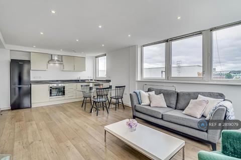 1 bedroom flat to rent, Orchard Road, Richmond, TW9