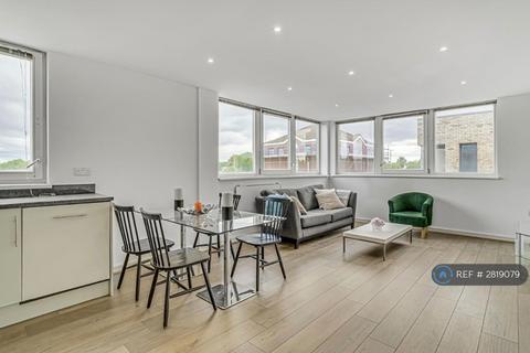 1 bedroom flat to rent, Orchard Road, Richmond, TW9