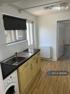 1 bedroom flat to rent, Old Ford Road, London, E3