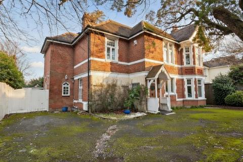 undefined, Forest Road, BRANKSOME PARK, BH13