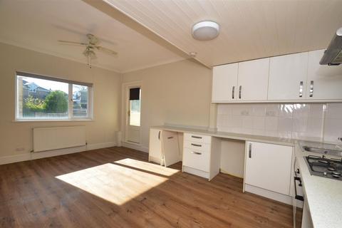 3 bedroom semi-detached house for sale, CENTRAL RYDE