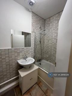 1 bedroom flat to rent, Hillfield Avenue, London, N8