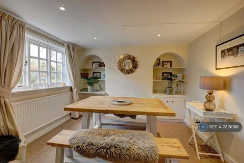 undefined, Gate House Cottages, Aylesbury, HP18