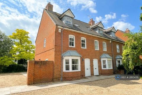 undefined, Elgar Bretts Court, Canterbury, CT1