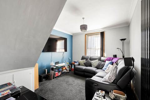 3 bedroom terraced house for sale, Crabble Hill, Dover, CT17