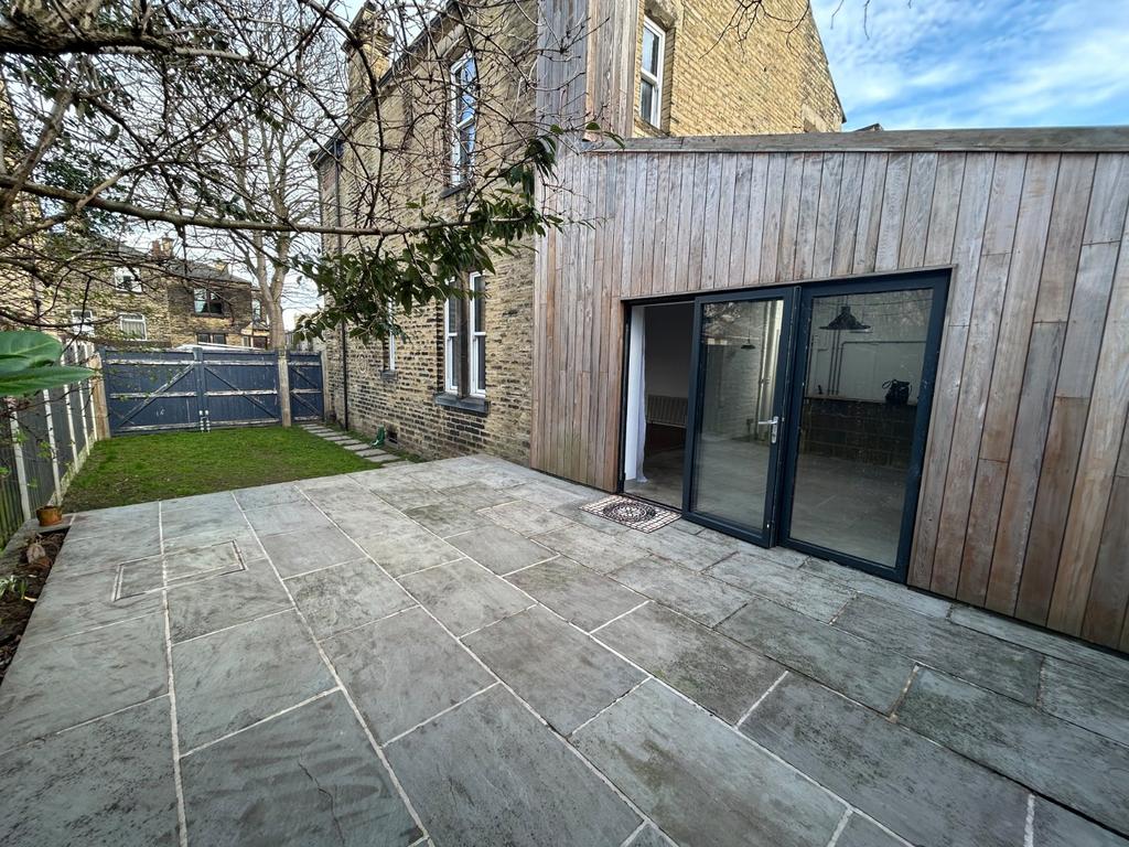 Side External