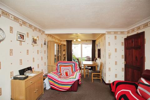 3 bedroom end of terrace house for sale, Coniston Close, Rugby