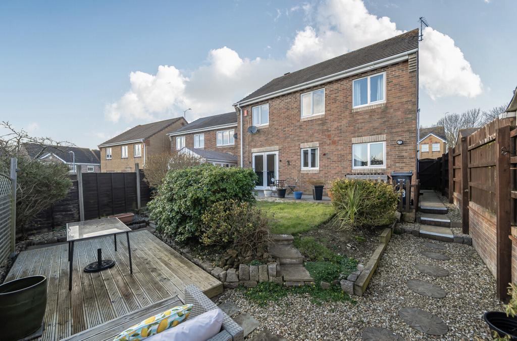 1418198-5-69a5ba8...
