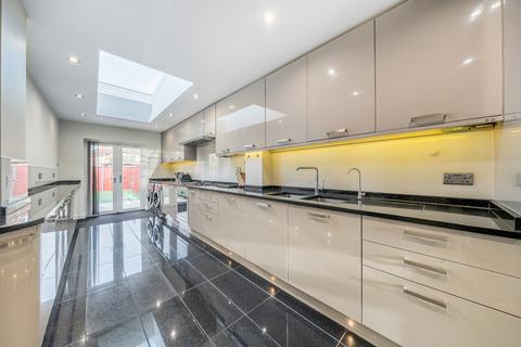 5 bedroom semi-detached house for sale, Elmshott Lane, Slough