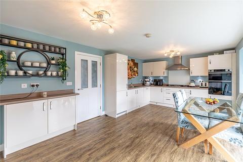 4 bedroom detached house for sale, Gandy Way, Devizes, Wiltshire, SN10