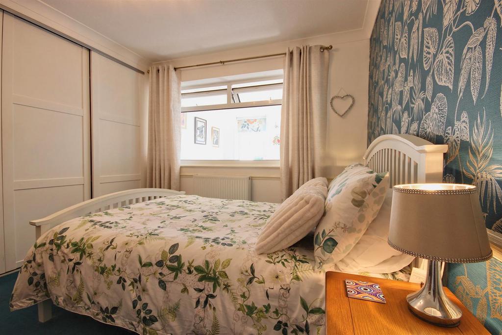 Bedroom 1 (rear)