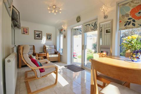 undefined, South Parade, Leven