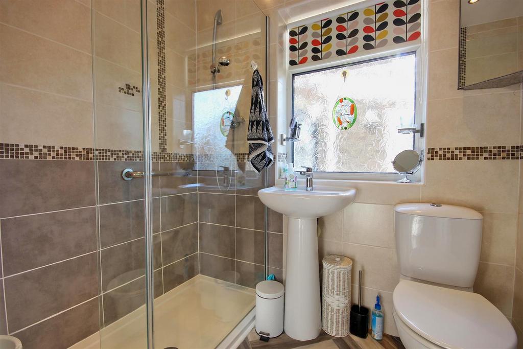 Shower room/w.c.