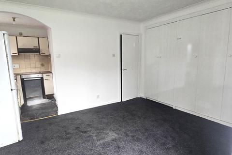 undefined, Harlington Road, Uxbridge, Greater London, UB8
