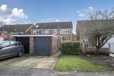 undefined, Alder Close, Alton, Hampshire, GU34