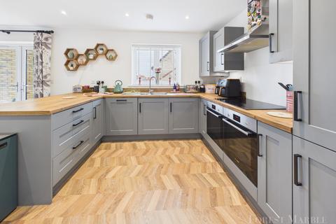 4 bedroom detached house for sale, Oakley Way, Frome