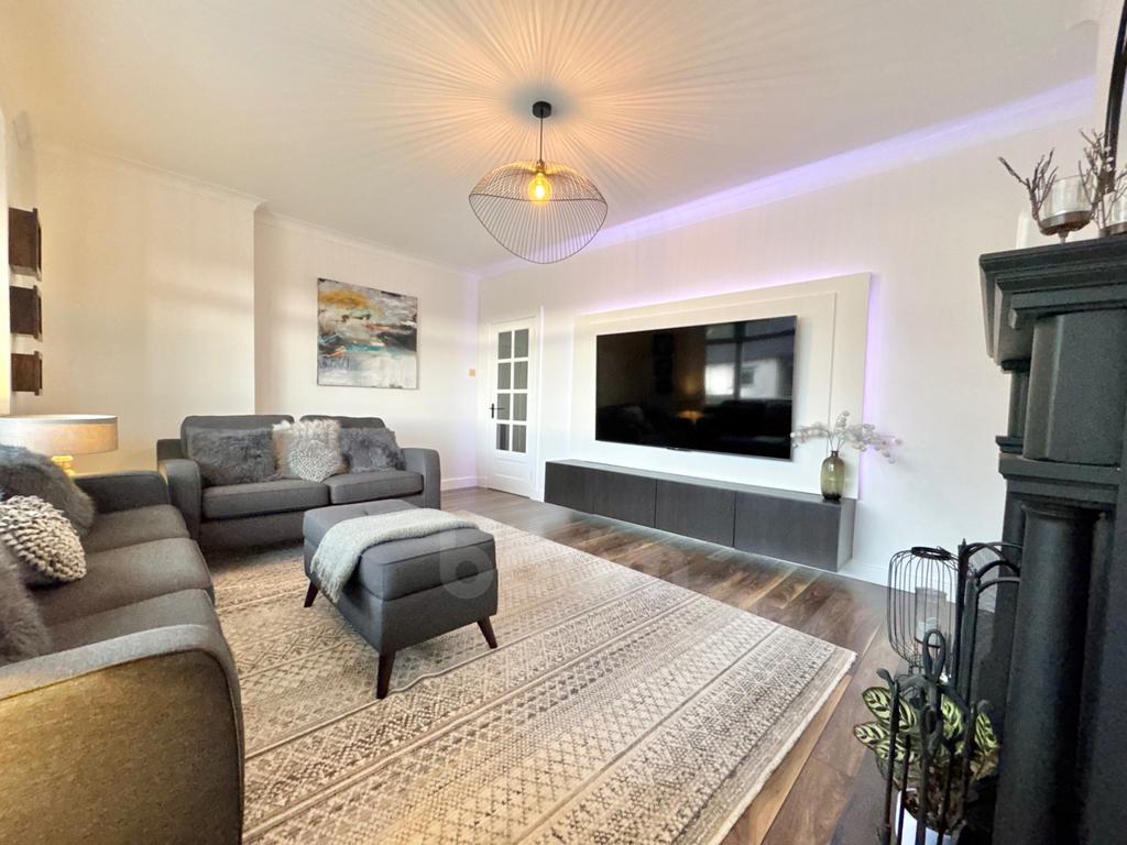 Parkhill Drive lounge picture