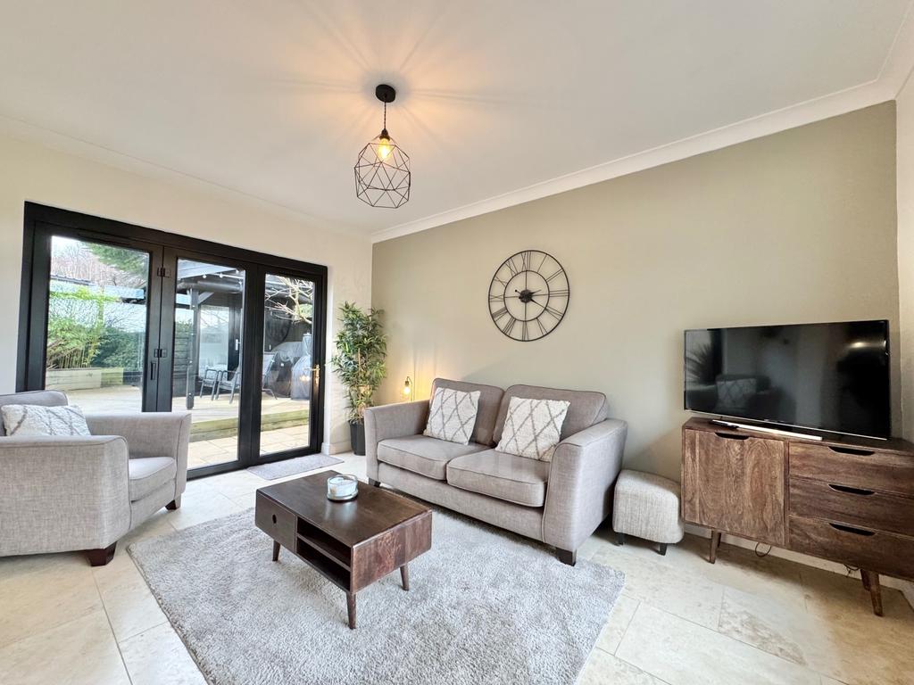 Parkhill Drive sitting room pic