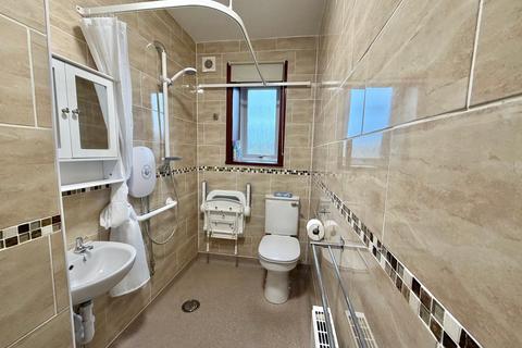 3 bedroom terraced house for sale, Diamond Street, Keighley, BD22