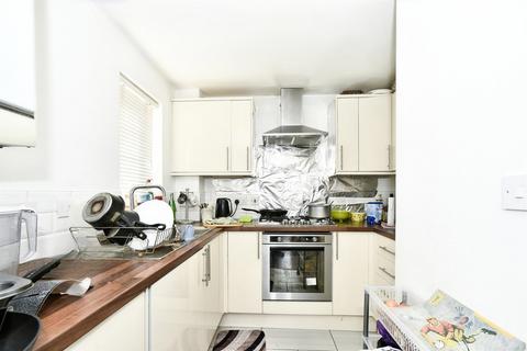 2 bedroom apartment for sale, Twickenham Close, Swindon