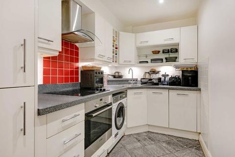 2 bedroom flat for sale, North Block, London SE1