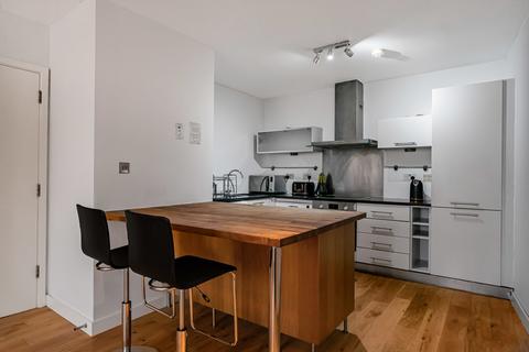 2 bedroom apartment for sale, Palmers Road, London, E2