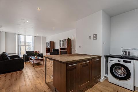 2 bedroom apartment for sale, Palmers Road, London, E2