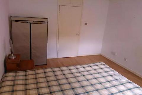 undefined, Fairlawn, London SE7