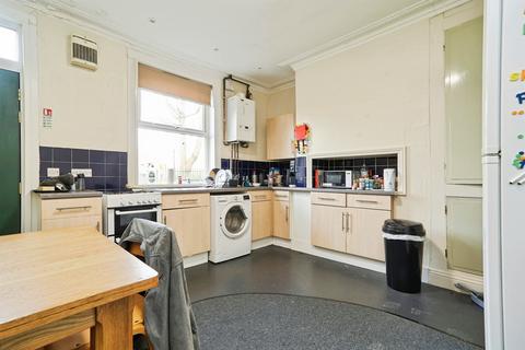 undefined, Burley Lodge Road, Leeds